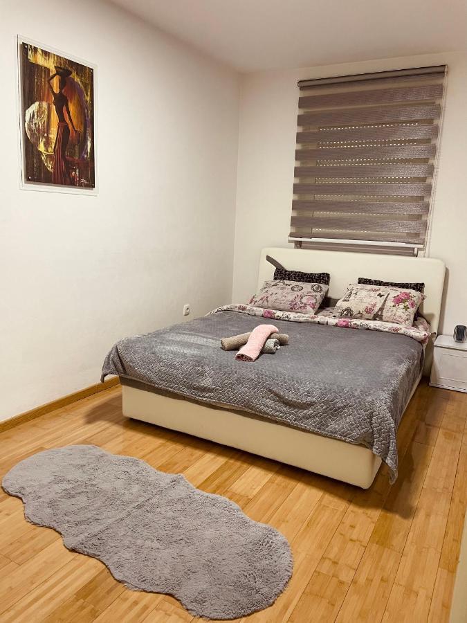 Apartman Royal 1 多博伊 外观 照片